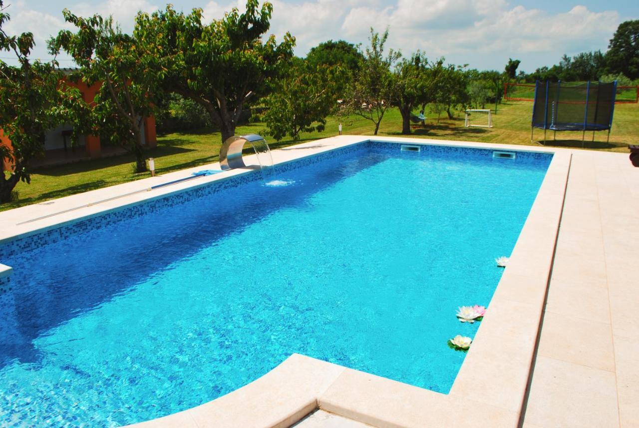 Villa Dorina Barban Exterior foto
